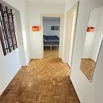 Apartment Easy *