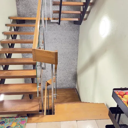 Easy Apartment *