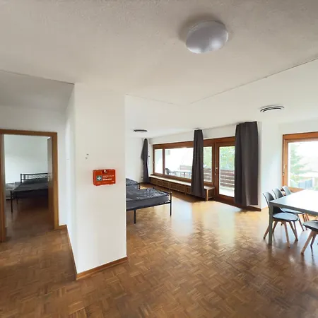 アパート Easy レバークーゼン