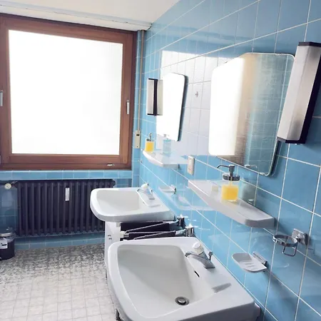 Easy Apartment